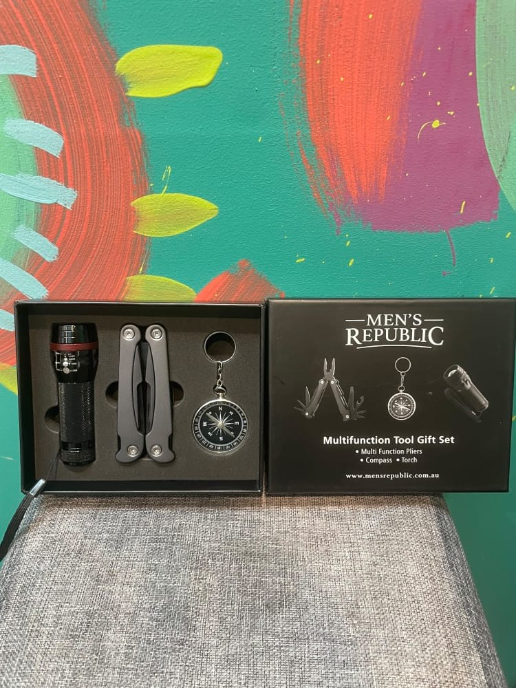 Men`s Republic Gift Pack - Multifunction Pliers and Torch