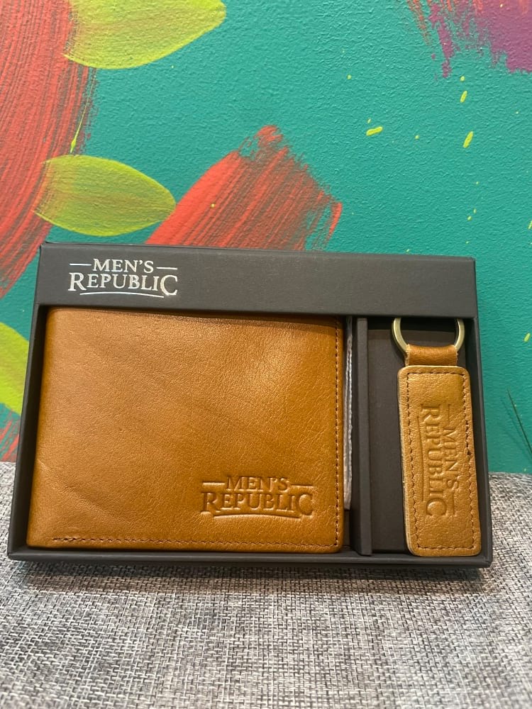 Men`s Republic Leather Wallet and Keyring Set - Brown